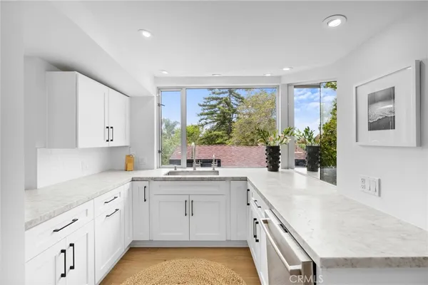 $11,500 | 592 Bluebird Canyon Drive, Laguna Beach, CA 92651