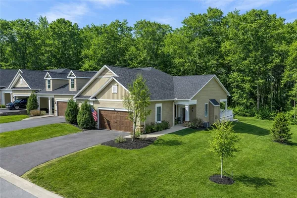 $699,900 | 6032 Woodvine Rise, Canandaigua Town, NY 14424