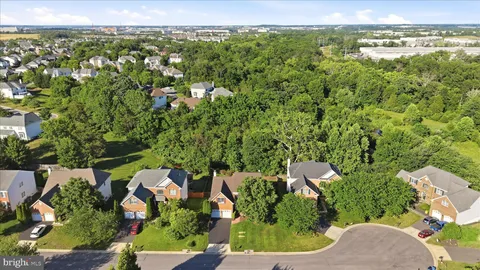 $1,130,000 | 22806 Oatlands Grove Place, Ashburn, VA 20148