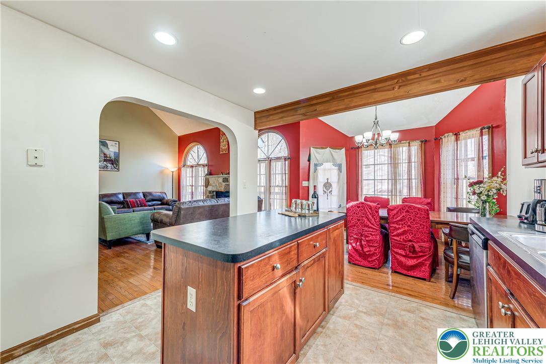 1624 Cotswald Road Tobyhanna, PA 18466 - Photo 11 of 43 Gallery Image 11