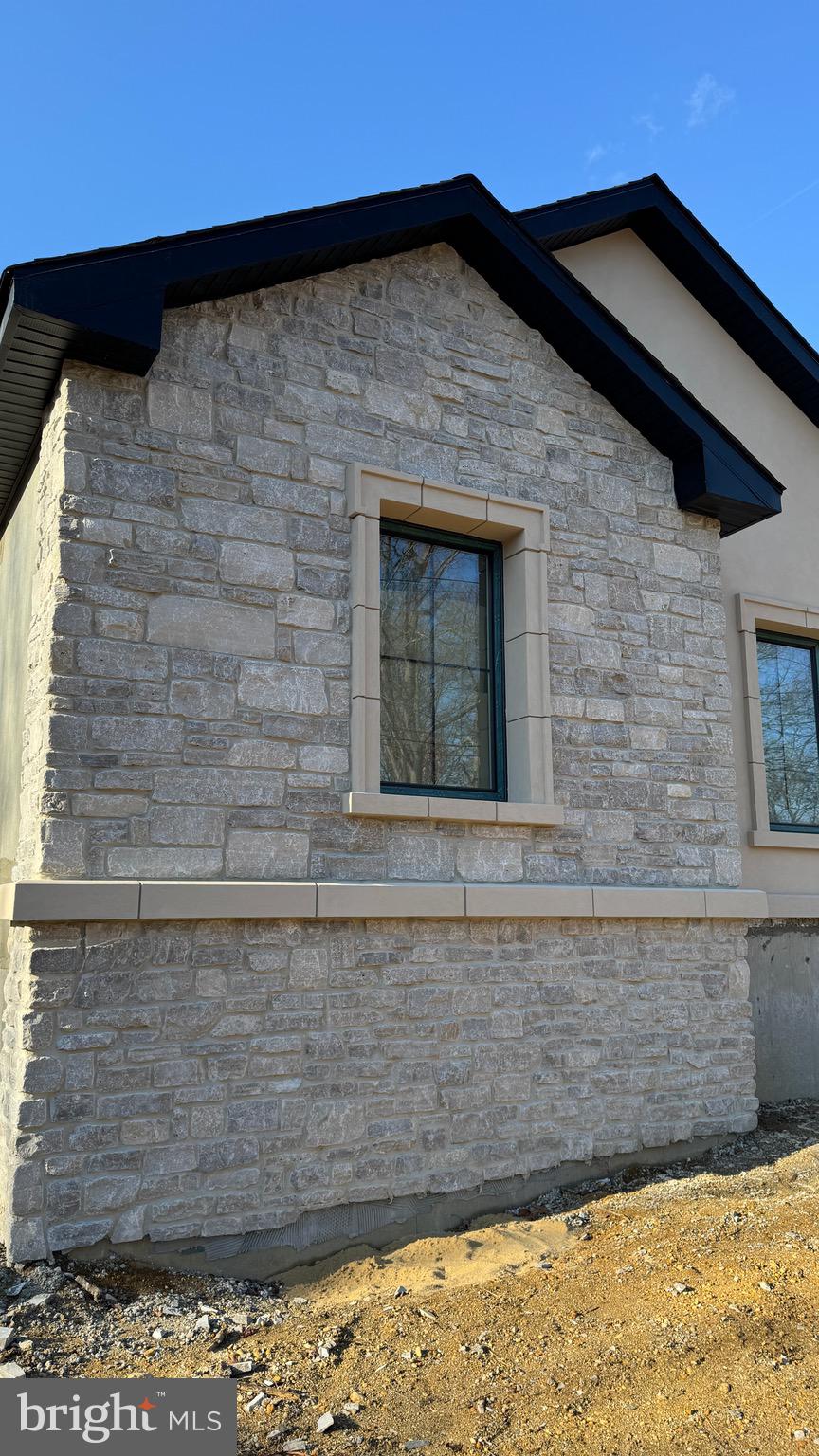 340 Honeymoon Road Glassboro, NJ 08028 - Photo 3 of 110 Wisconsin Limestone Natural Stone Veneer
