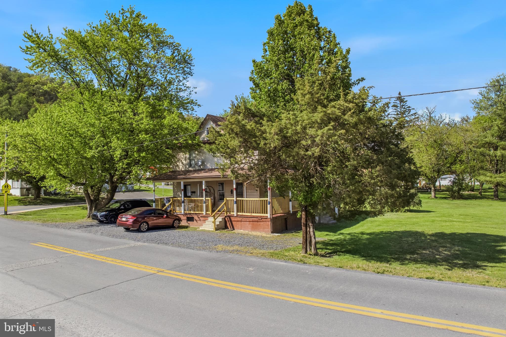 15 Myers Road Berkeley Springs, WV 25411 - Photo 2 of 27