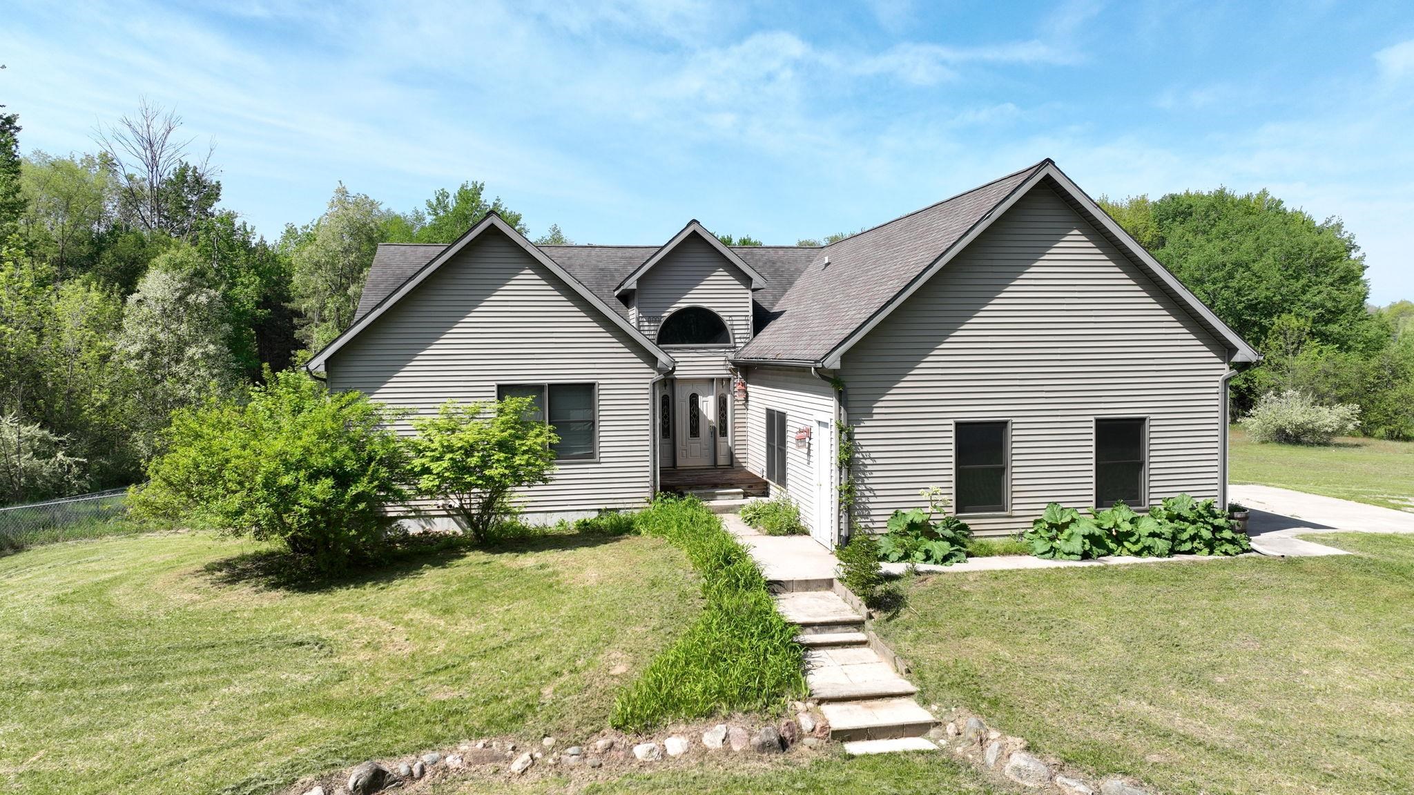 11154 North County Line Road Riverdale, MI 48877 - Photo 1 of 56