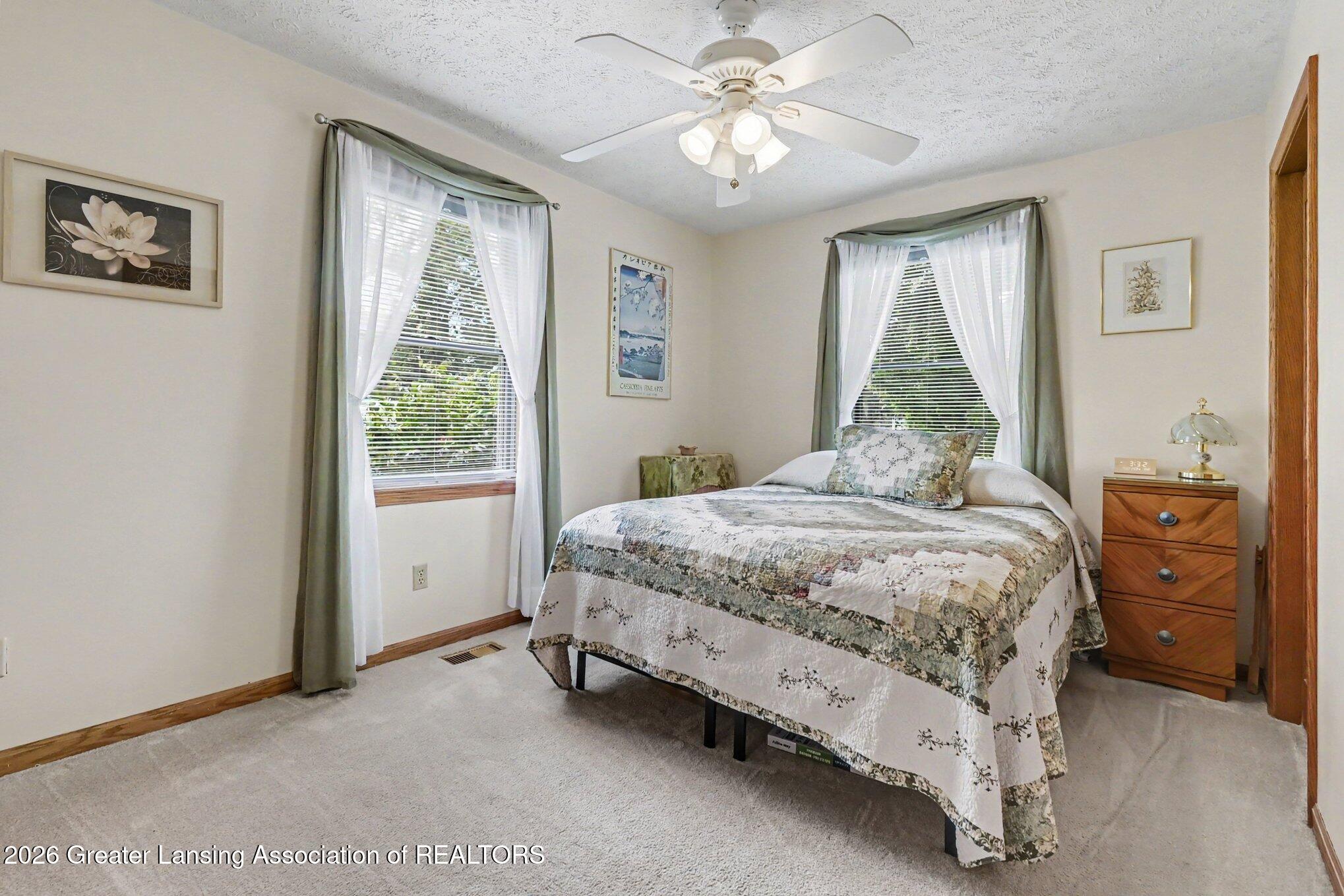 15583 Turner Road Lansing, MI 48906 - Photo 15 of 23 021_file_8548