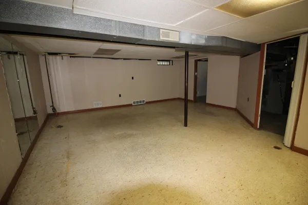 $135,000 | 30771 Halecreek Street, Romulus, MI 48174