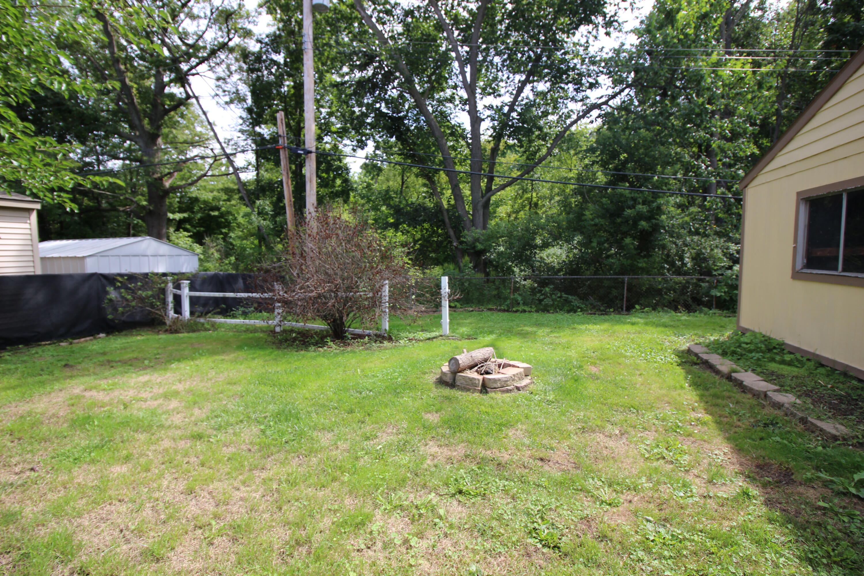 30771 Halecreek Street Romulus, MI 48174 - Photo 5 of 18 IMG_8636