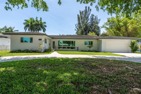 $4,500 | 3140 Calle Largo Drive, Hollywood, FL 33021