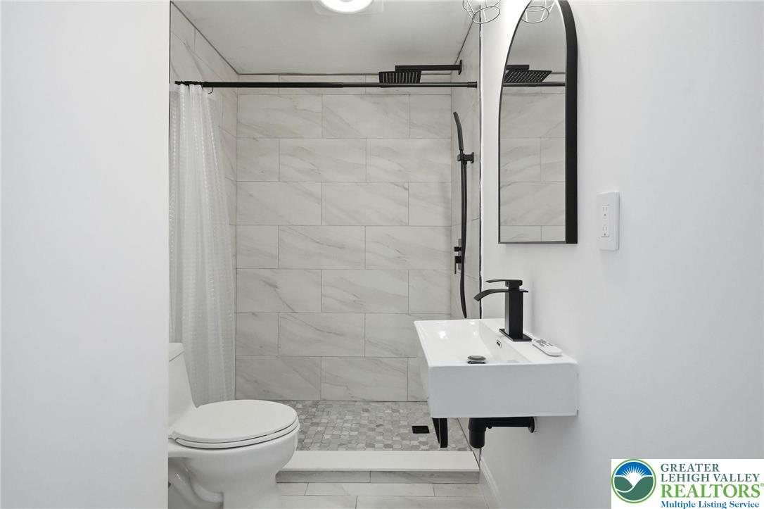 5193 Vera Cruz Road Center Valley, PA 18034 - Photo 31 of 70