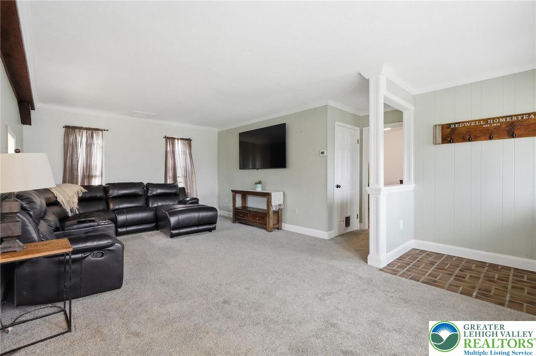 5193 Vera Cruz Road Center Valley, PA 18034 - Photo 7 of 70