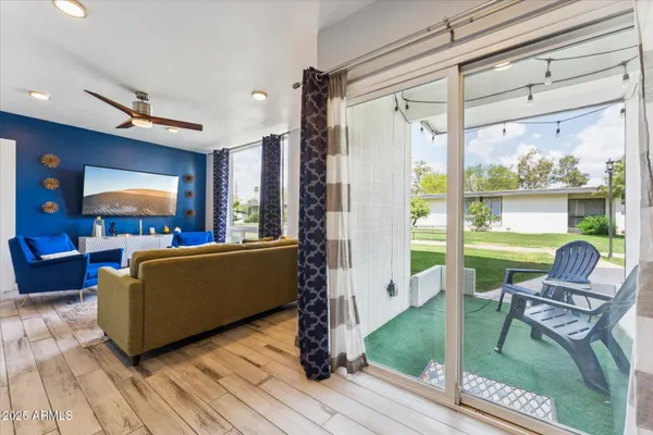 $2,800 | 3242 East Camelback Road, Unit 105, Phoenix, AZ 85018