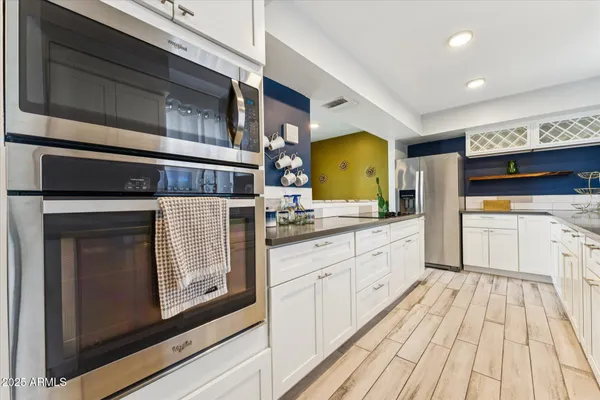$2,800 | 3242 East Camelback Road, Unit 105, Phoenix, AZ 85018