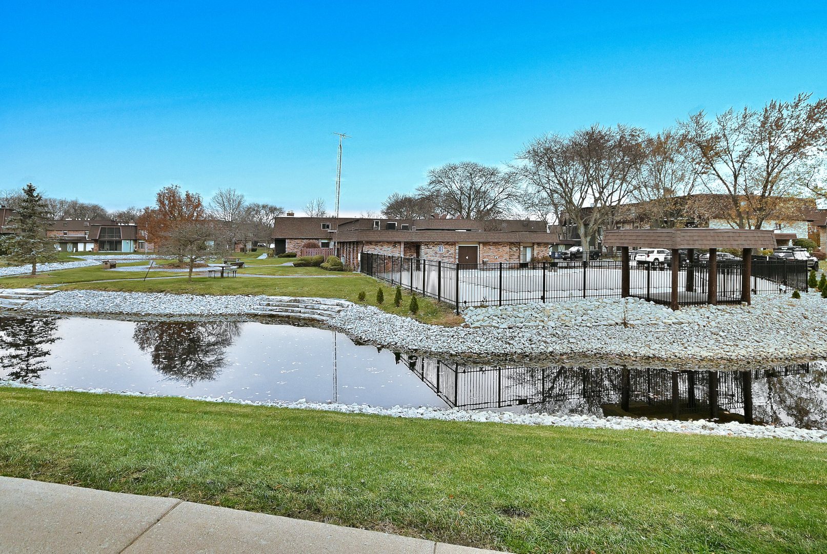 9176 S Road, Unit 1B Palos Hills, IL 60465 - Photo 27 of 29