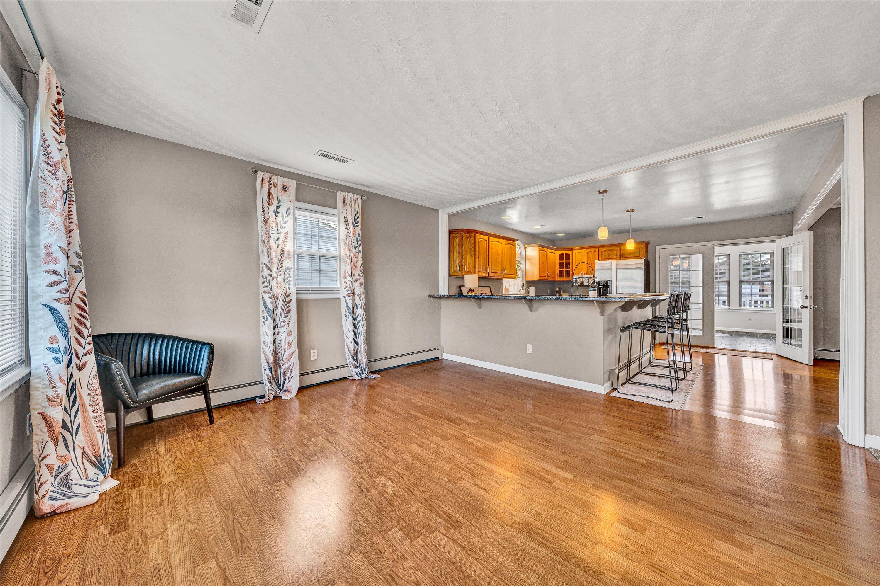 514 Santee Road Roanoke, VA 24019 - Photo 3 of 34 05-VM-02944