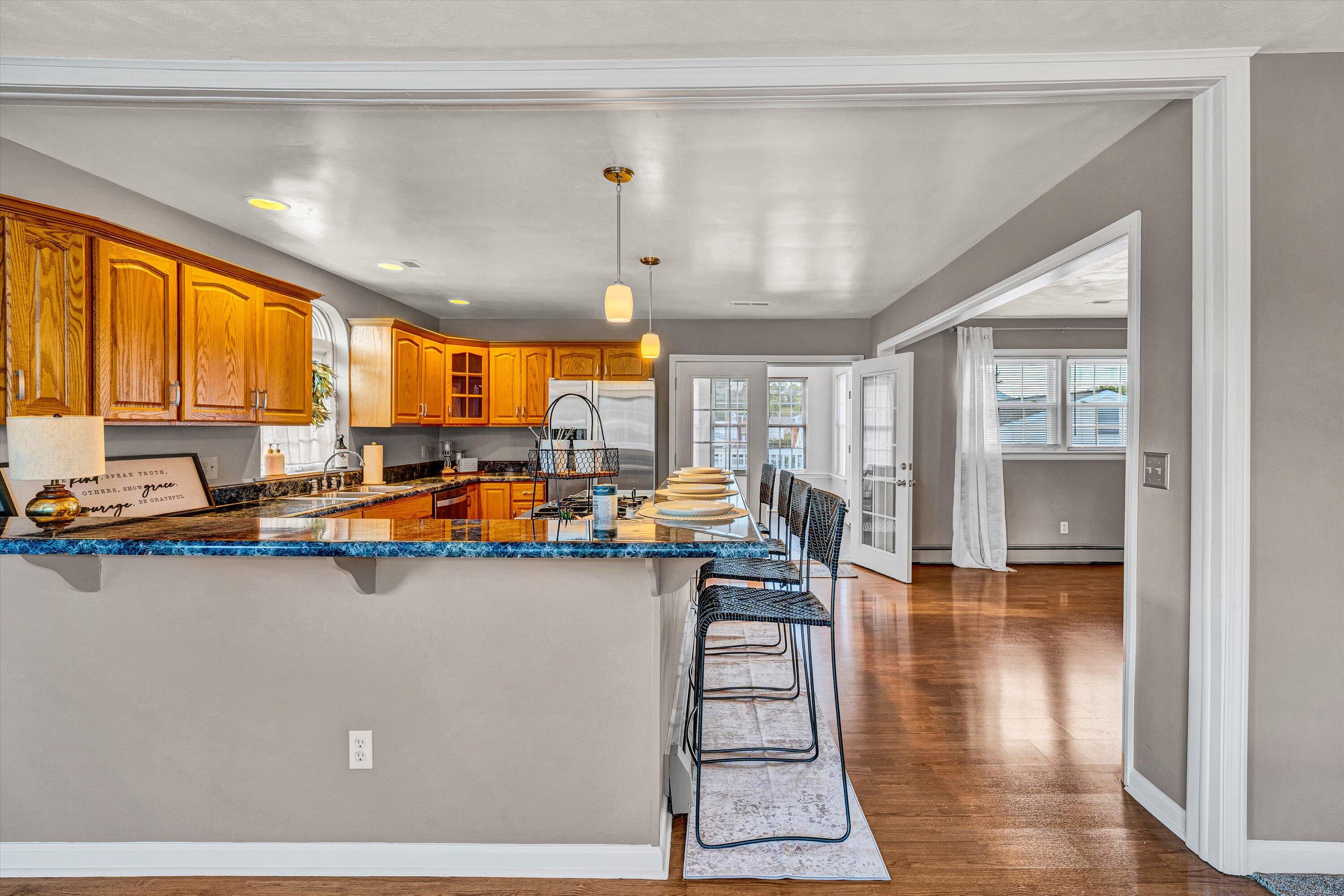 514 Santee Road Roanoke, VA 24019 - Photo 4 of 34 06-VM-02949