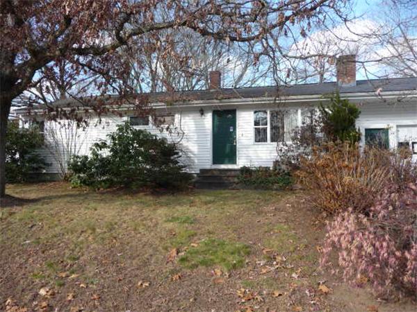112 Morin Street Woonsocket, RI 02895 - Photo 1 of 5 Gallery Image 1