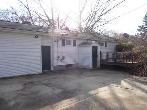 112 Morin Street Woonsocket, RI 02895 - Photo 3 of 5 Gallery Image 3