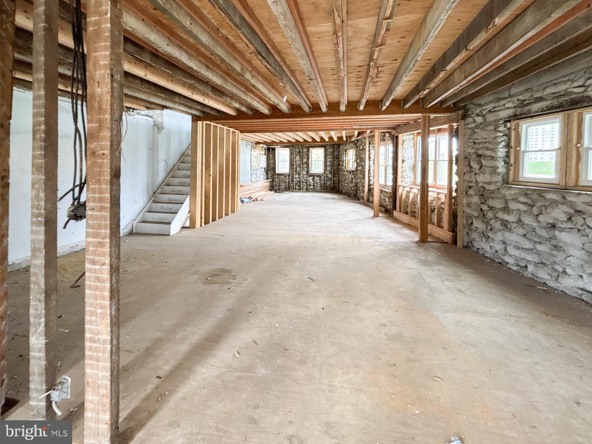 4401 Sherwood Road Philadelphia, PA 19131 - Photo 4 of 7 Interior