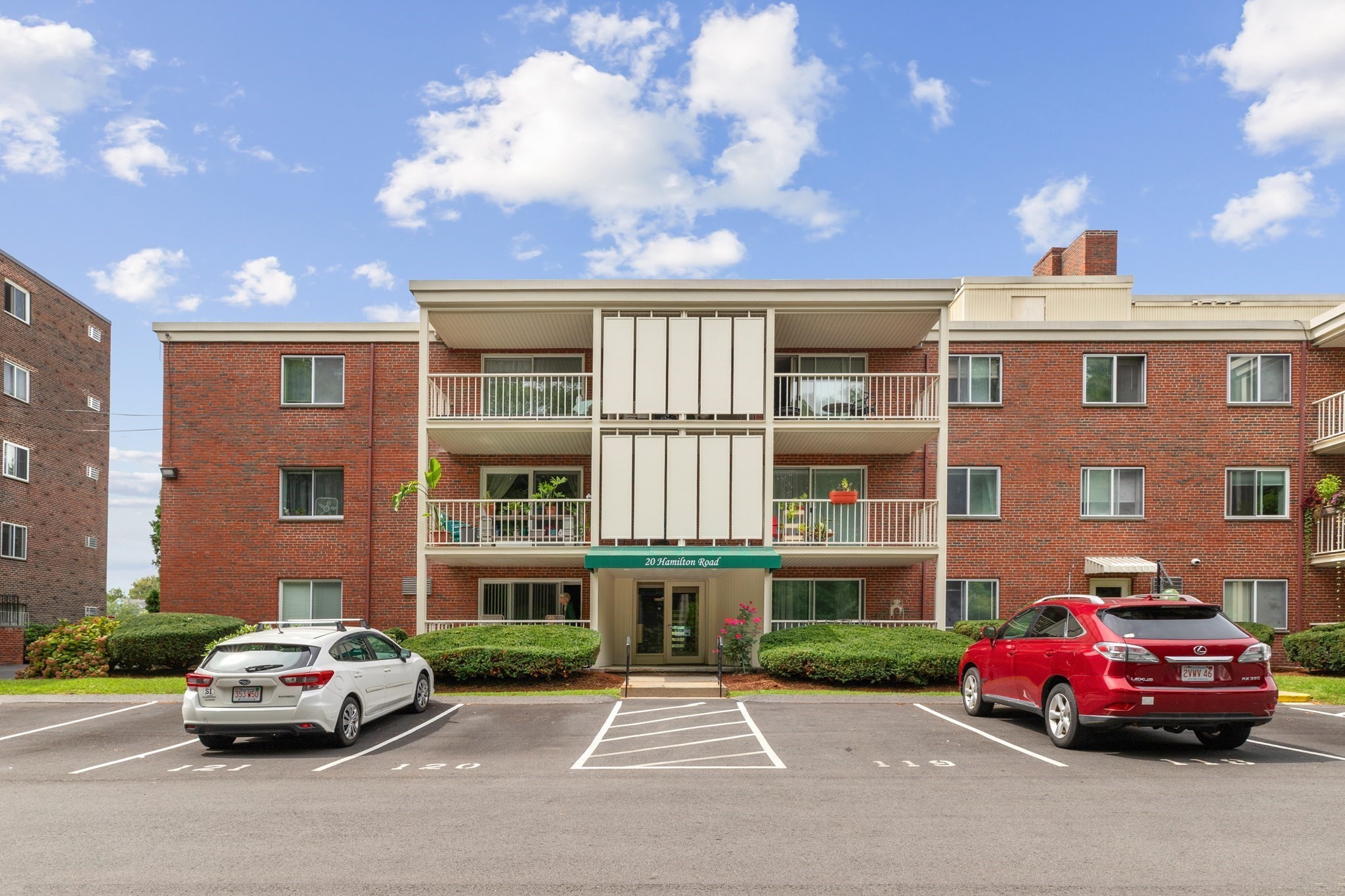 20 Hamilton Road, Unit 401 Arlington, MA 02474 - Photo 35 of 38 Gallery Image 35