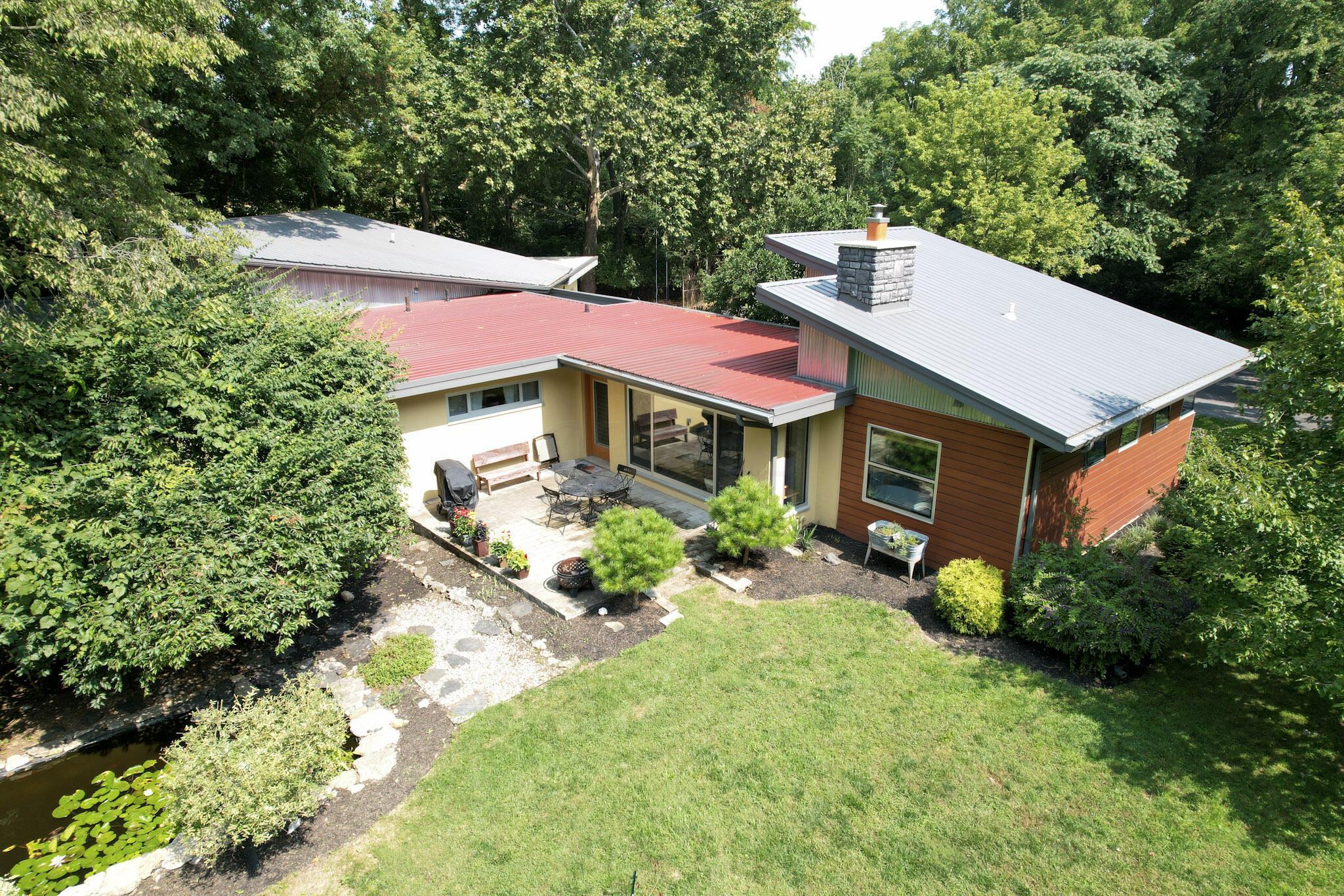 6721 Dublin Road Dublin, OH 43017 - Photo 5 of 74 Overlooks a Natural Surround Koi Pond