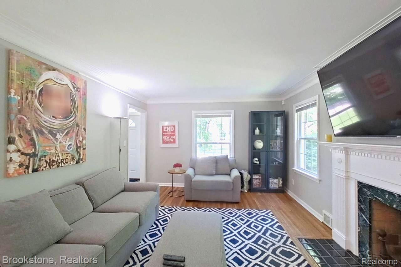 14540 Stahelin Road Detroit, MI 48223 - Photo 8 of 42 Gallery Image 8
