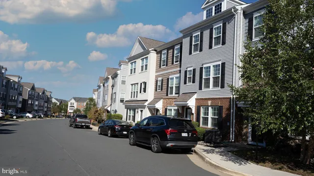 a car parked in front of a building