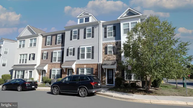 a car parked in front of a building