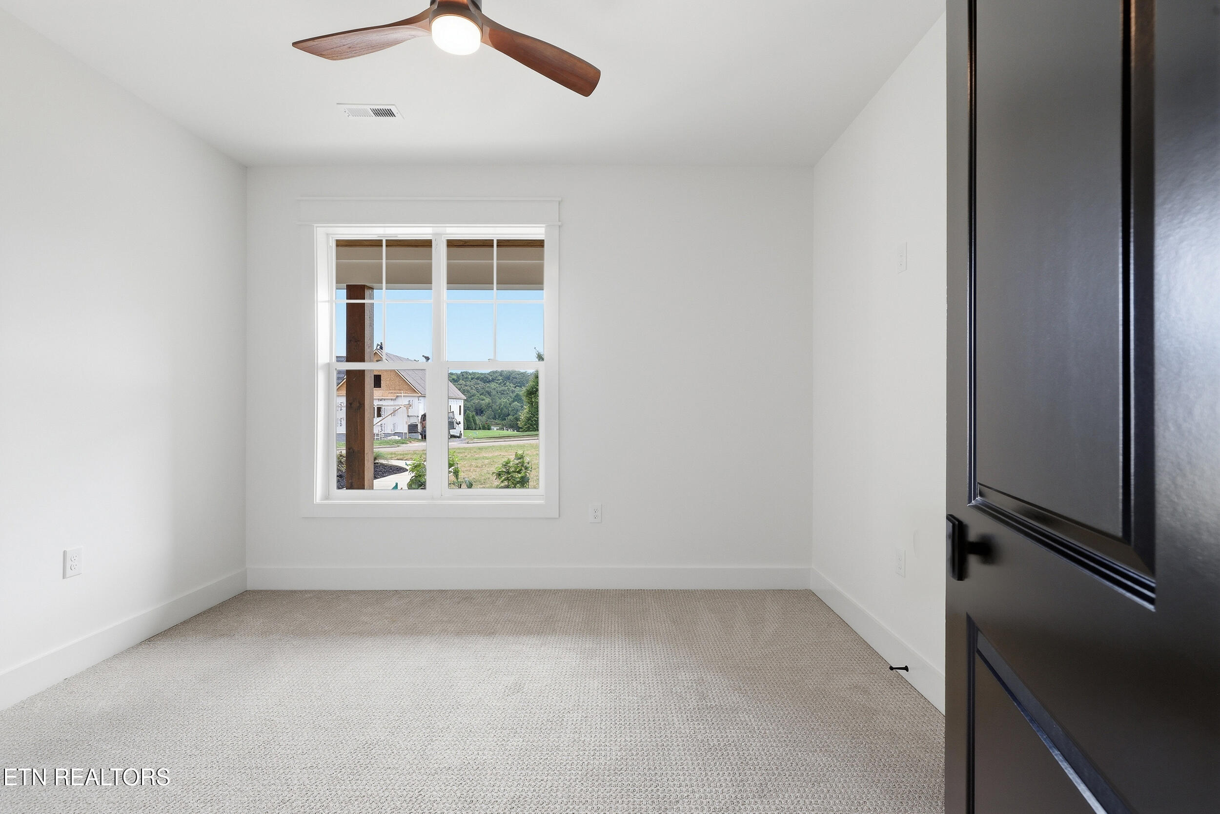 175 Morganton Cove Greenback, TN 37742 - Photo 33 of 49 175_morganton_cv_0054
