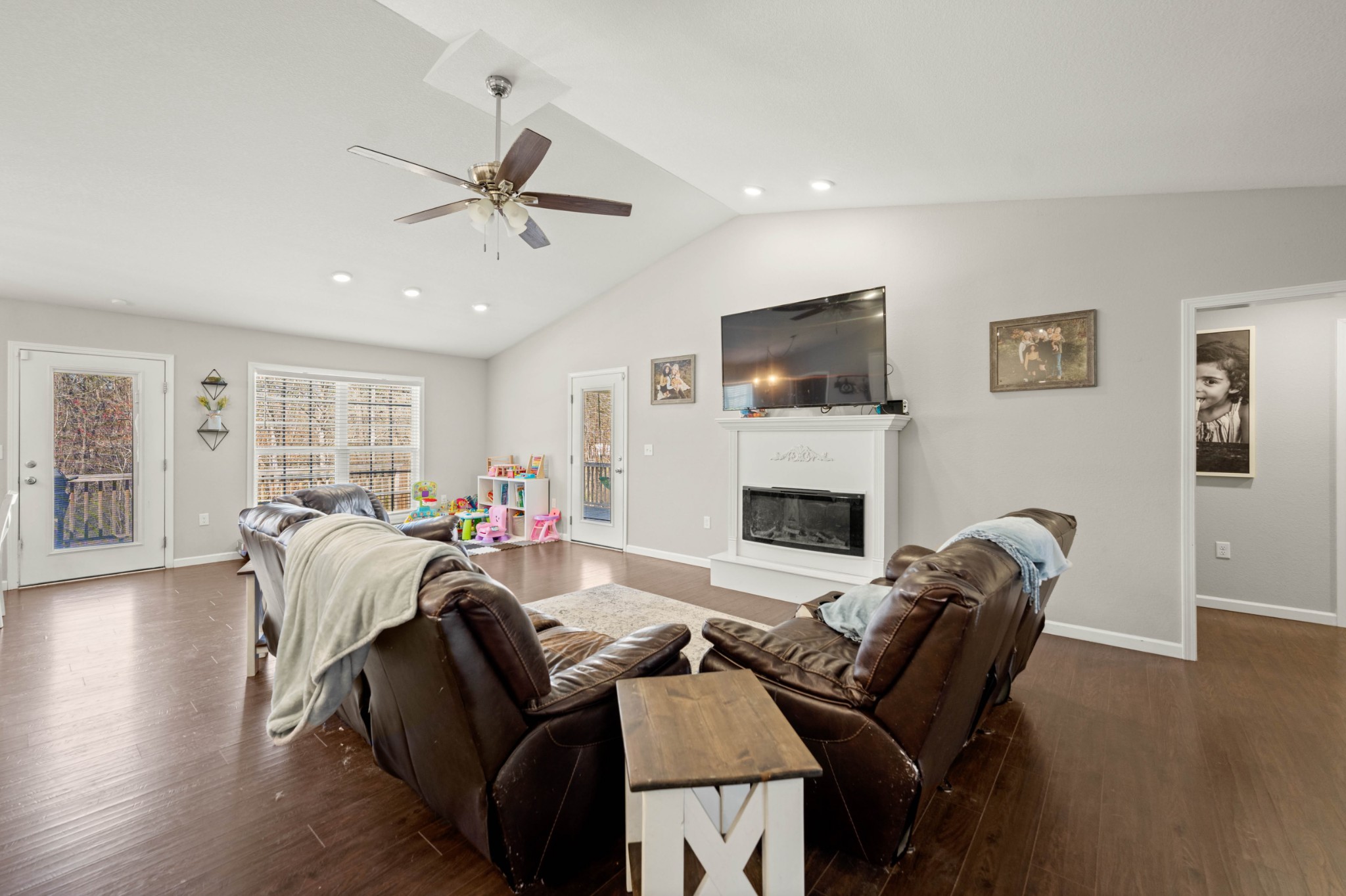 437 Deerfield Road Crossville, TN 38555 - Photo 8 of 32 Gallery Image 8