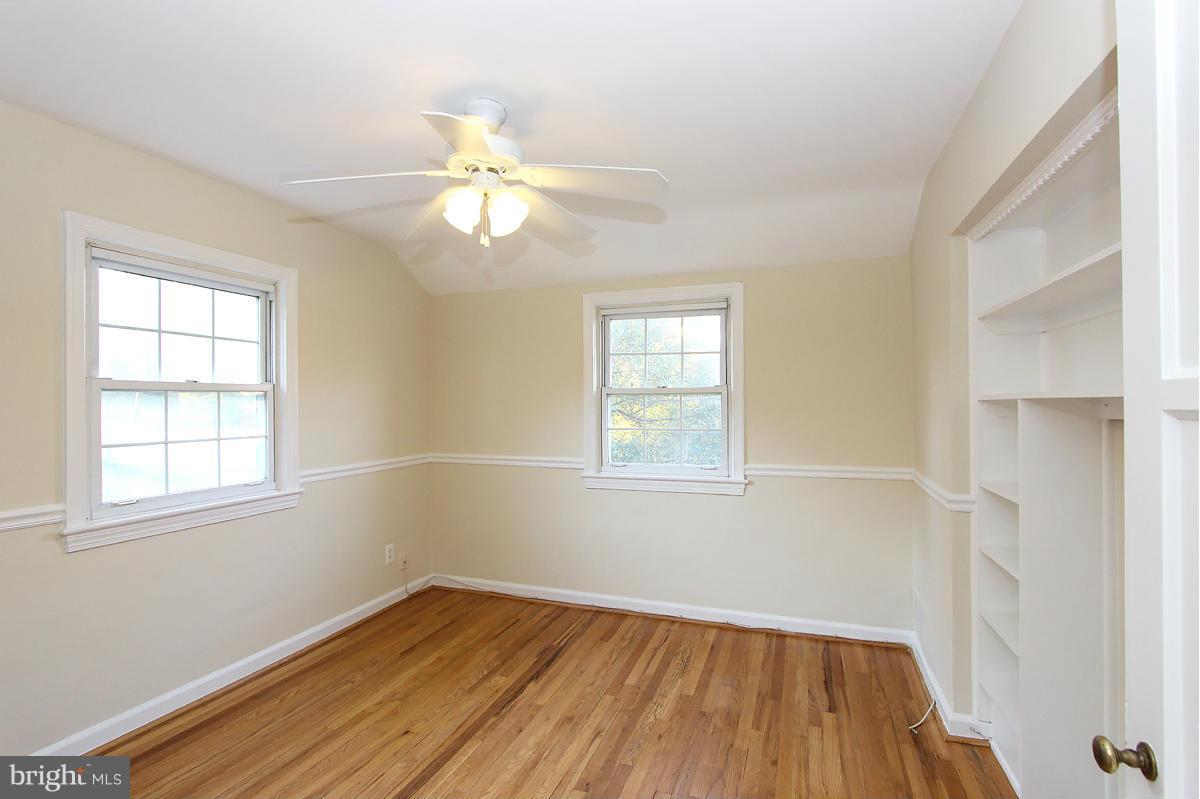 2705 Avena Street Silver Spring, MD 20902 - Photo 20 of 30 Bedroom (Master)