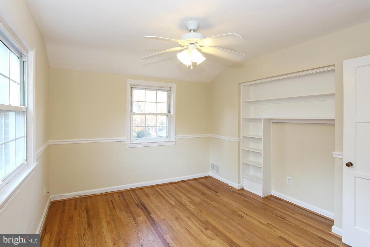 2705 Avena Street Silver Spring, MD 20902 - Photo 21 of 30 Bedroom (Master)