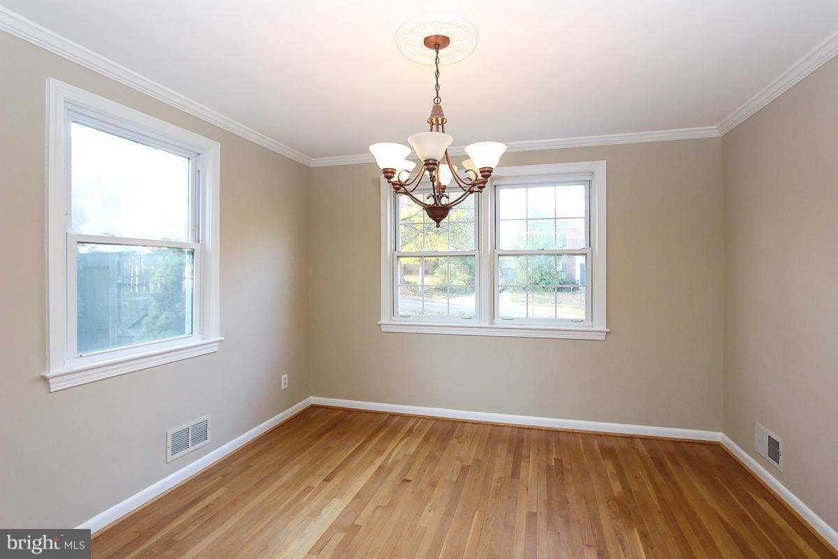 2705 Avena Street Silver Spring, MD 20902 - Photo 10 of 30 Dining Room