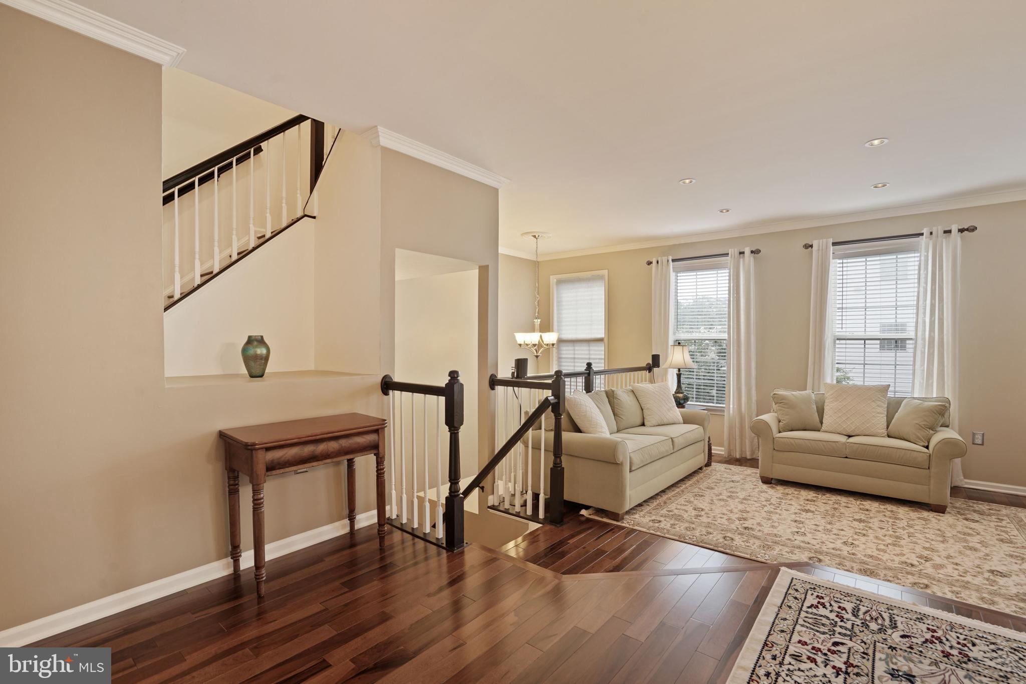 21492 Tamarack Ridge Square Sterling, VA 20164 - Photo 12 of 40 Gallery Image 12