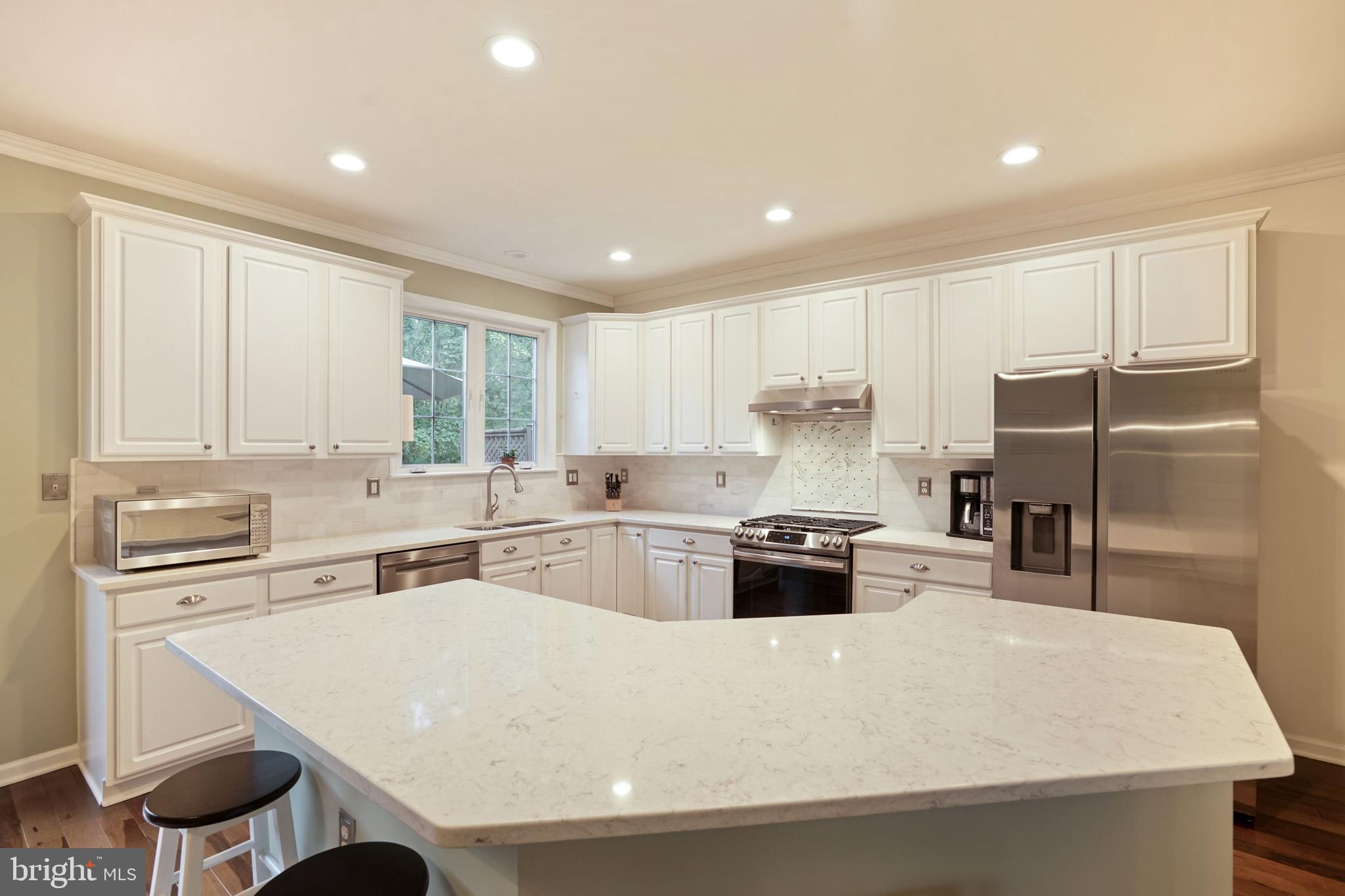21492 Tamarack Ridge Square Sterling, VA 20164 - Photo 17 of 40 Gallery Image 17