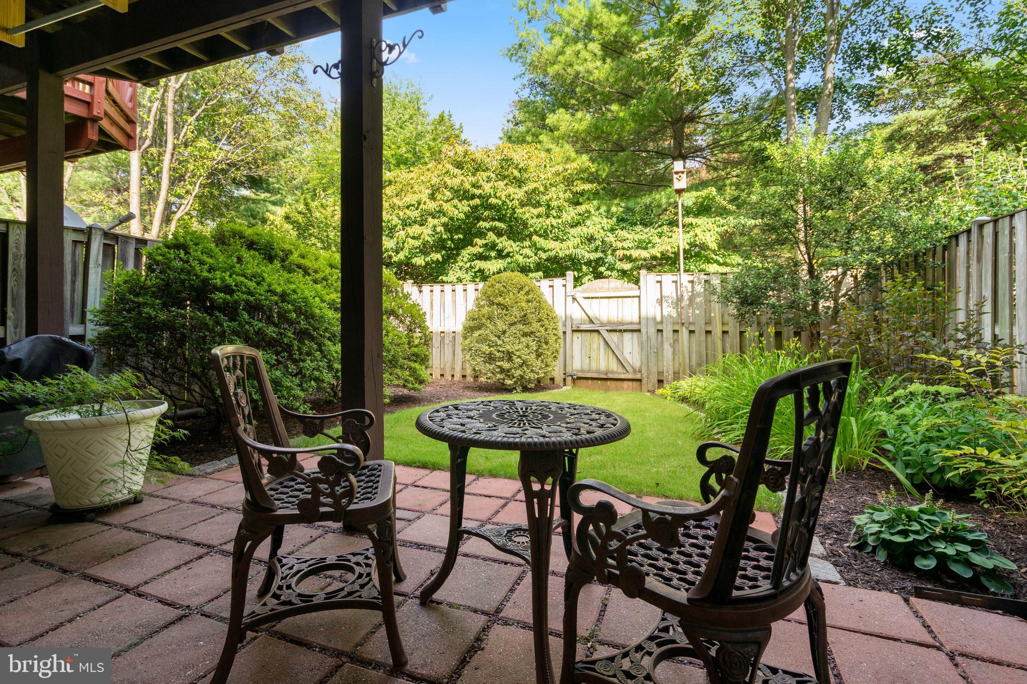 21492 Tamarack Ridge Square Sterling, VA 20164 - Photo 33 of 40 Gallery Image 33