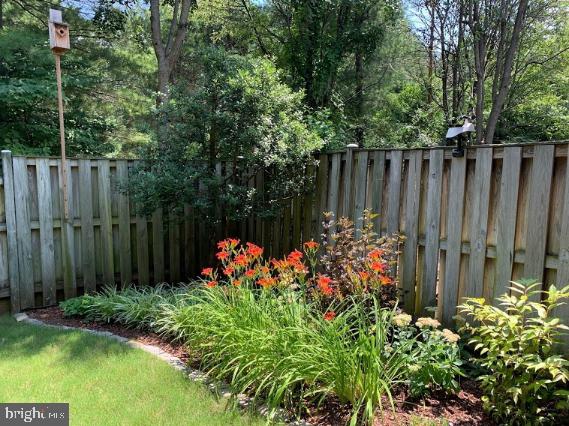 21492 Tamarack Ridge Square Sterling, VA 20164 - Photo 34 of 40 Gallery Image 34