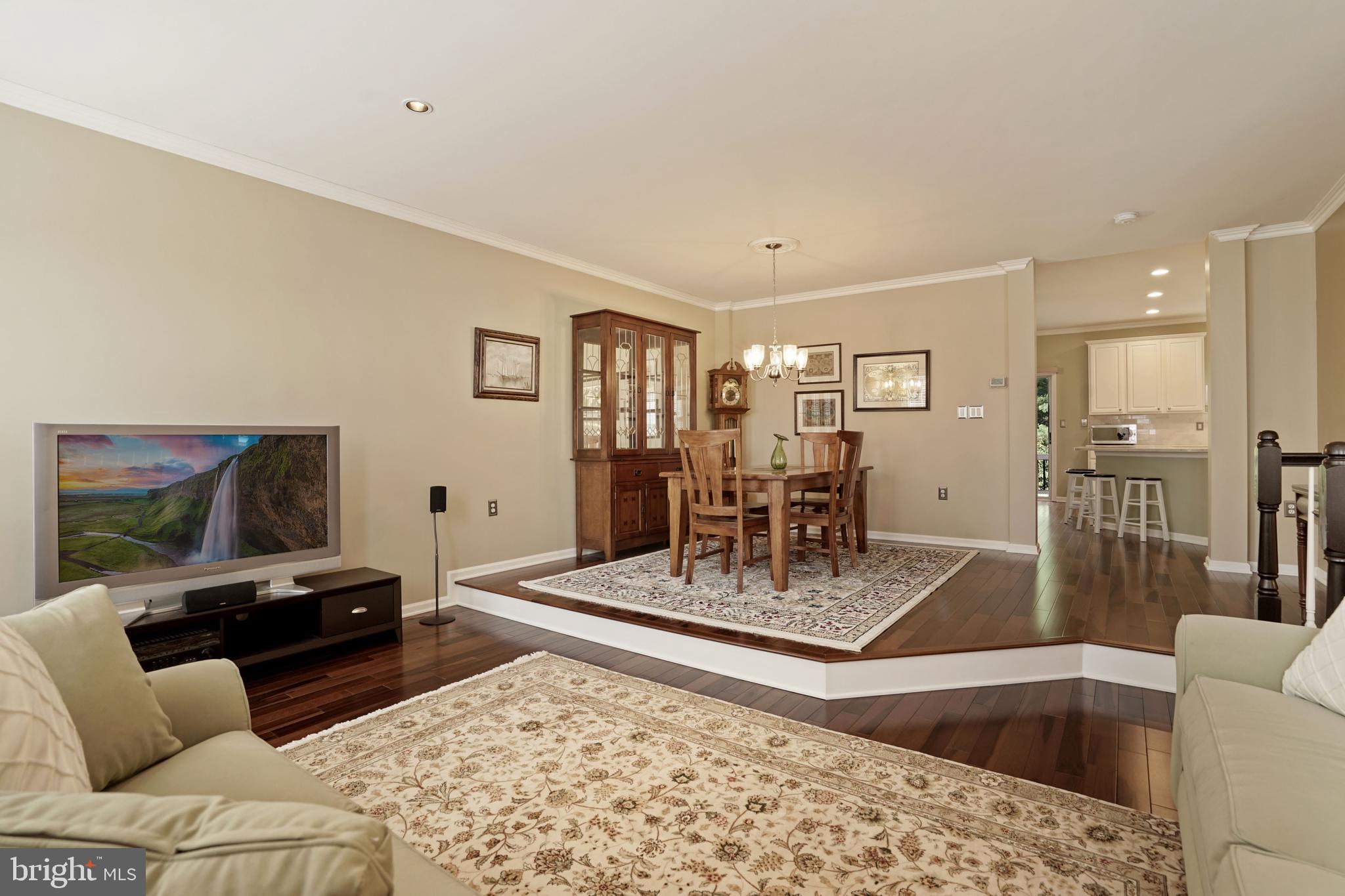 21492 Tamarack Ridge Square Sterling, VA 20164 - Photo 10 of 40 Gallery Image 10