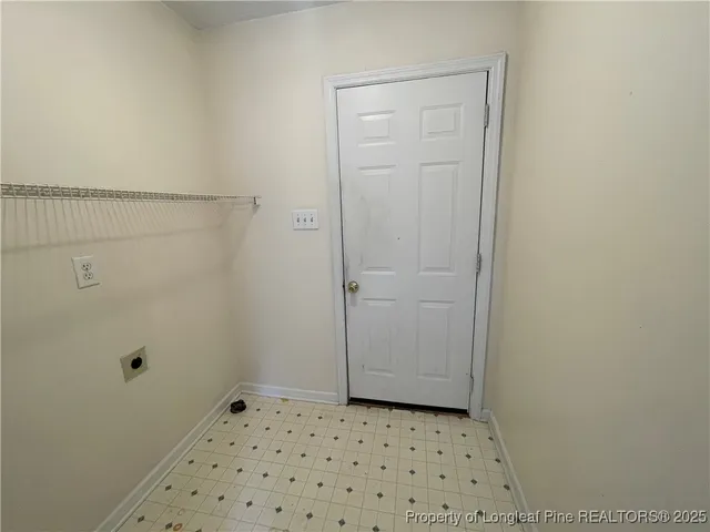 $1,600 | 177 Deep Creek Lane, Raeford, NC 28376