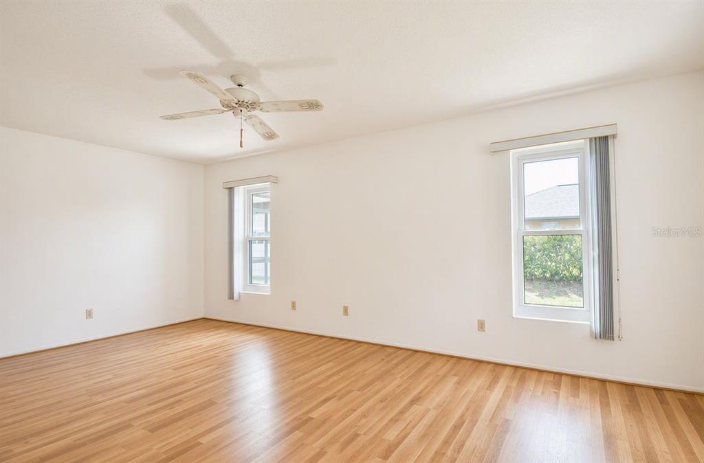 1379 Everest Road Venice, FL 34293 - Photo 21 of 46