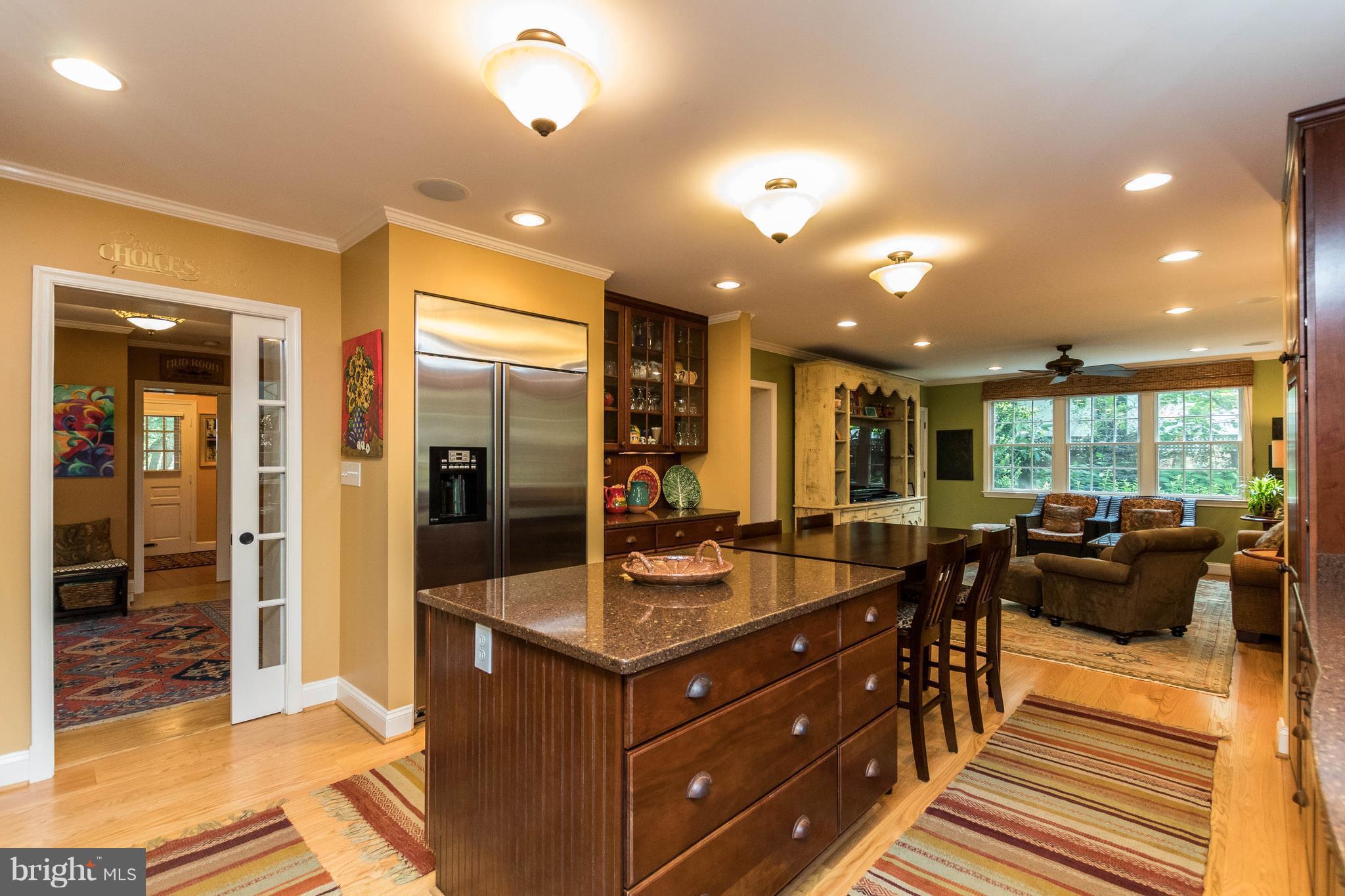 502 Worcester Road Towson, MD 21286 - Photo 6 of 30 a kitchen with counter top space