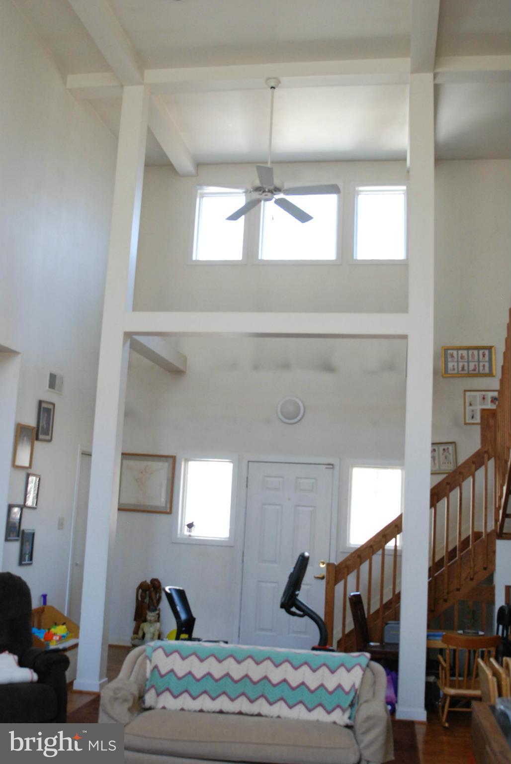 355 John Owings Road Westminster, MD 21158 - Photo 3 of 29 Interior (General)