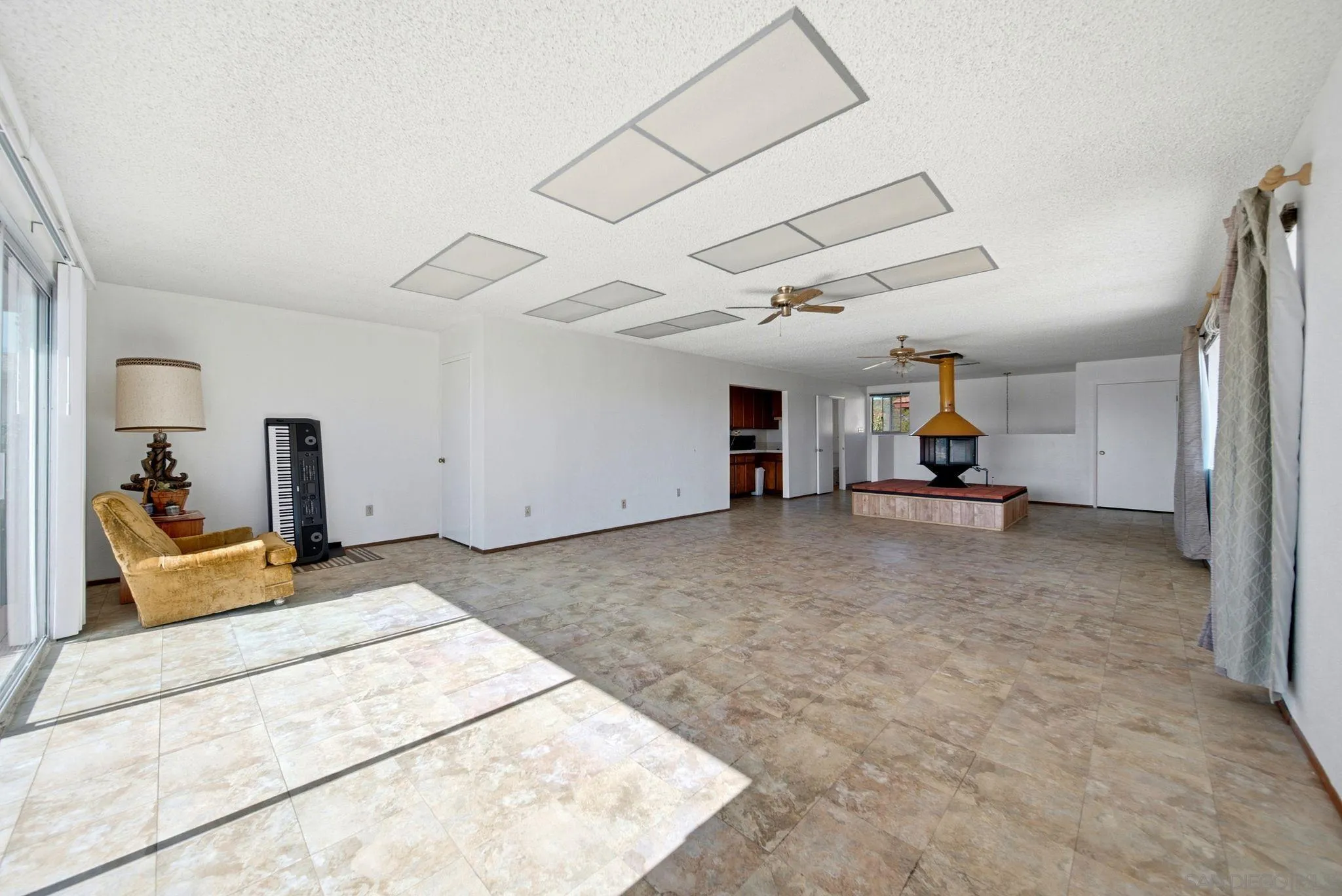 932 Regal Road Encinitas, CA 92024 - Photo 17 of 44