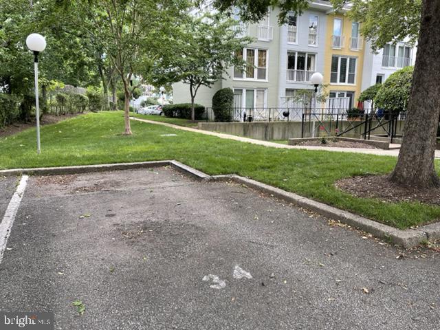 61 G Street Southwest, Unit B Washington, DC 20024 - Photo 37 of 60