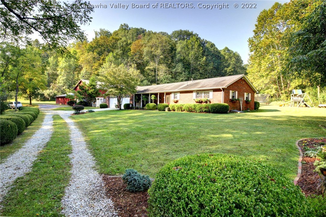 266 Mollygrove Road St. Albans, WV 25177 - Photo 3 of 30 Gallery Image 3