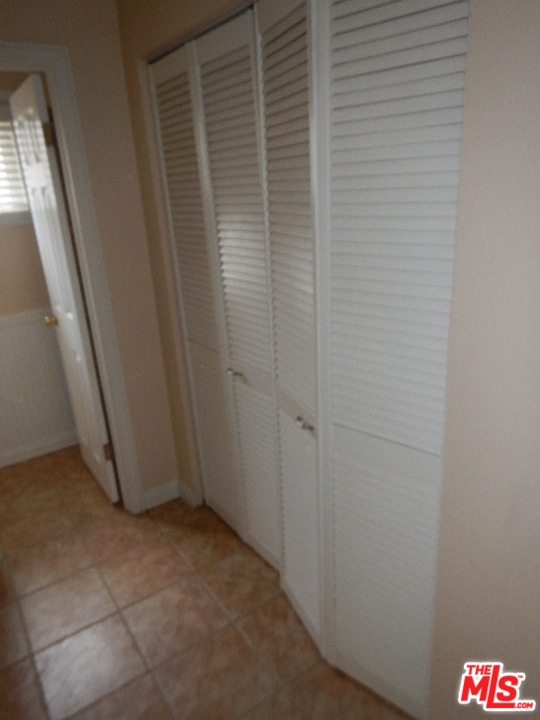 4513 Alpine Street Simi Valley, CA 93063 - Photo 7 of 18
