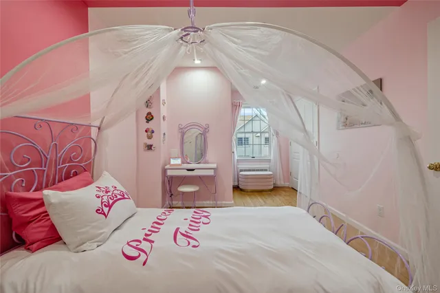 $799,999 | 3314 Parkview Drive, Spring Valley, NY 10977