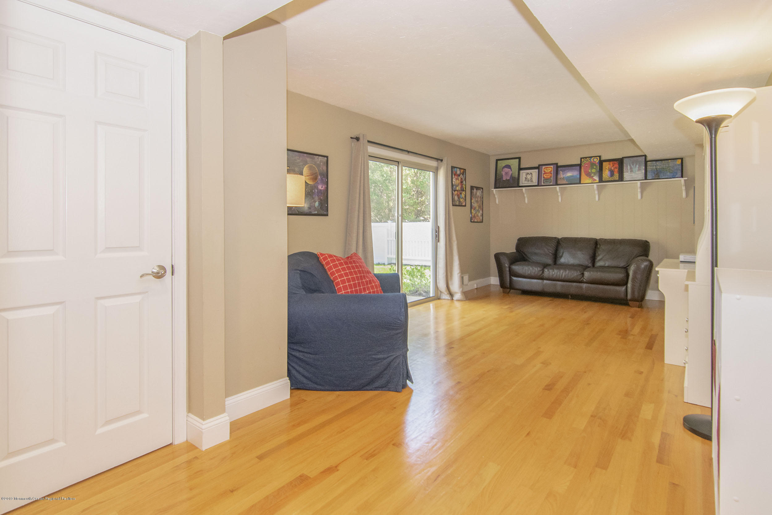 26 Sugar Bush Road Howell, NJ 07731 - Photo 8 of 22 Living 1