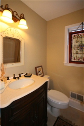 203 Silver Creek Road Greer, SC 29650 - Photo 5 of 12 Gallery Image 5