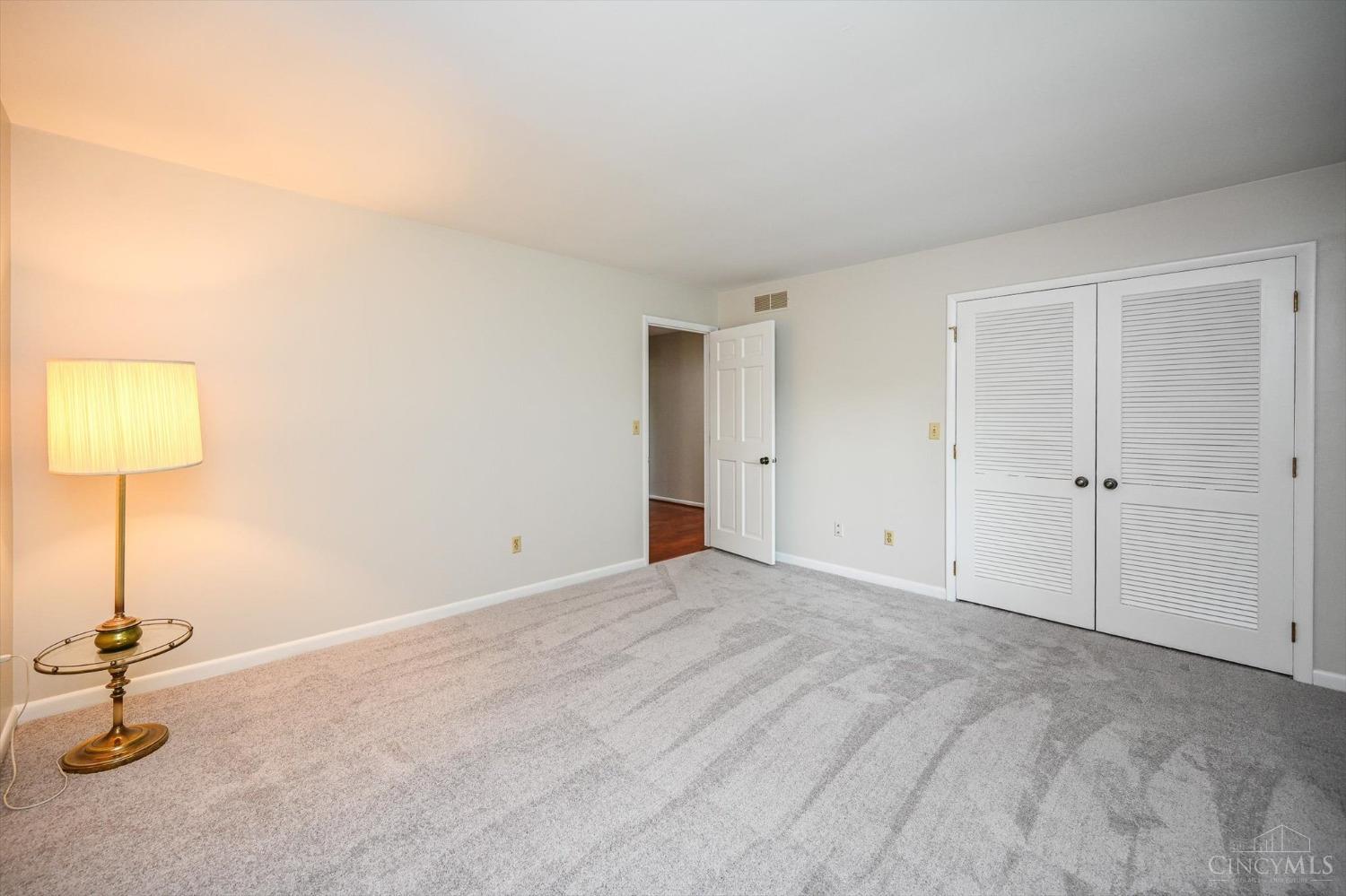 8290 Fields Ertel Road Mason, OH 45040 - Photo 25 of 36