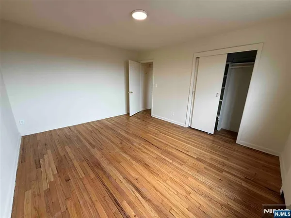 $2,200 | 428 Northwood Way, Unit 1, Palisades Park, NJ 07650