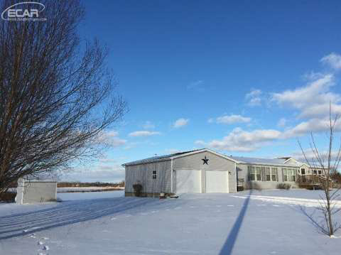 5427 East Howell Road Webberville, MI 48892 - Photo 2 of 22 20427921-1.JPG